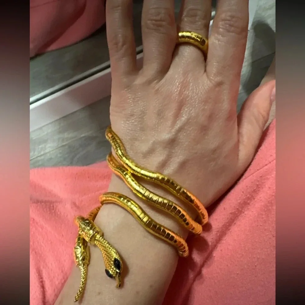 Serpenti Gold Magic Snake Cool Bendy Multilayer Necklace - Picture 8 of 17